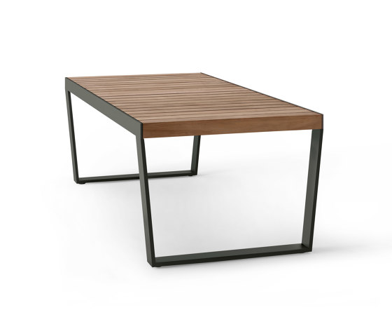 SPINNAKER 034 extendable table | Dining tables | Roda