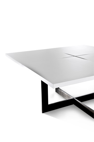 PLUSTABLE | Tavoli contract | steininger.designers