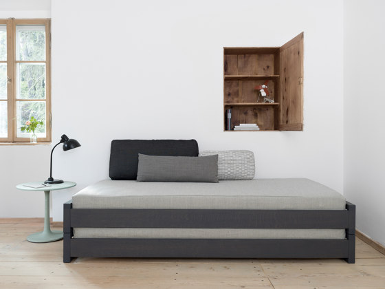 Turntable Couch | Tables d'appoint | Zeitraum