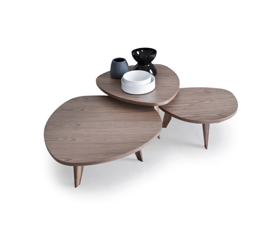9500 - 57 | 58 | 59 | 60 | 61 | 62 | 73 | 74 | 75 Small tables | Tables d'appoint | Vibieffe