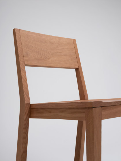 Iesu Chair | Chairs | ONDARRETA