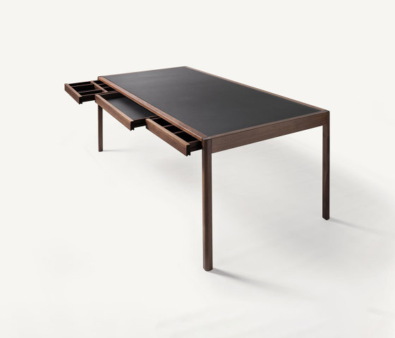 Leather Desks | Escritorios | BassamFellows