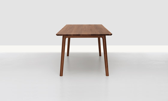 E8 | Dining tables | Zeitraum