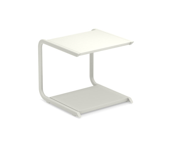 Holly | 196 | Side tables | EMU Group