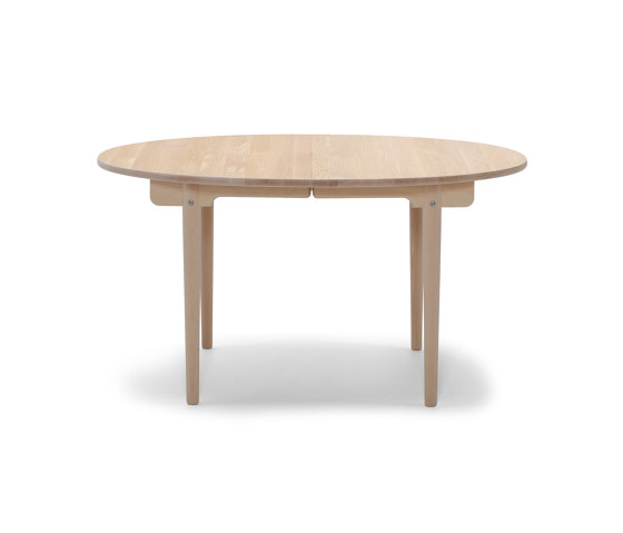 CH337 | Dining Table 115 x 140 | Dining tables | Carl Hansen & Søn