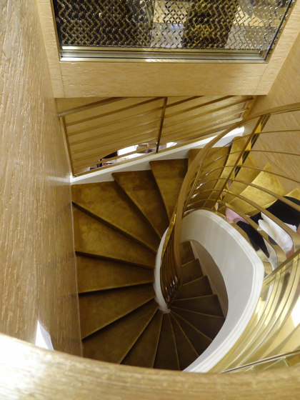 Brass Staircase | Rampes d'escalier | YDF