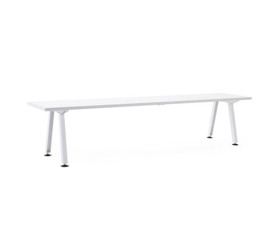 Marina table | Dining tables | extremis