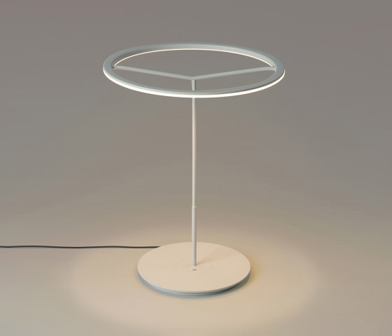 Sin L | Table Lamp | Table lights | Santa & Cole
