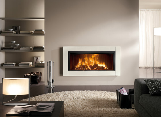 Easy | Closed fireplaces | Piazzetta