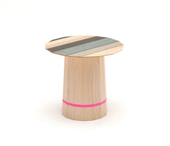 Colour Wood Colour Grid | Tavolini alti | Karimoku New Standard