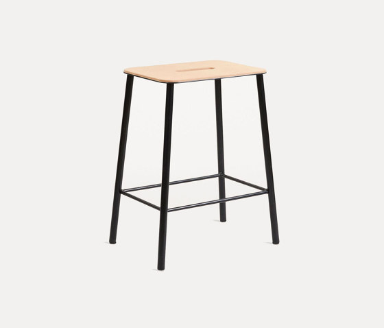 Adam stool H50 Black Leather | Sgabelli | Frama