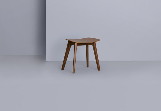 Morph Stool Wooden Seat | Tabourets | Zeitraum