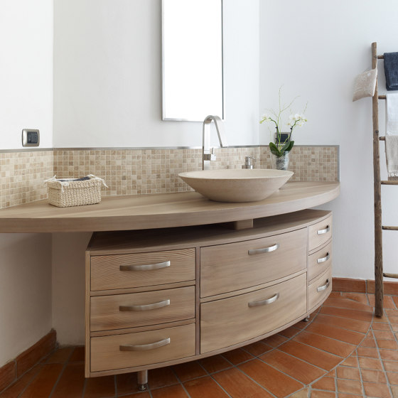 Rondò vanity cabinet | Armarios lavabo | Zaninelli