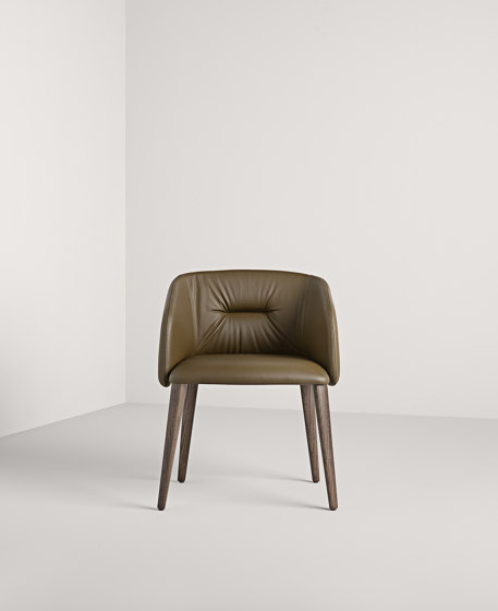 Sofy | monomaterial armchair | Sillas | Frag