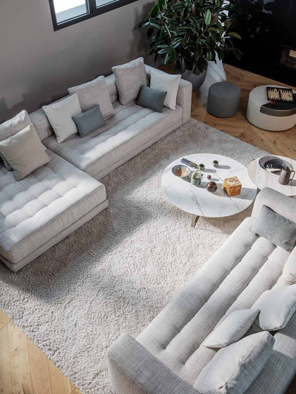 Doze a modular system of comfort | Sofas | Flou