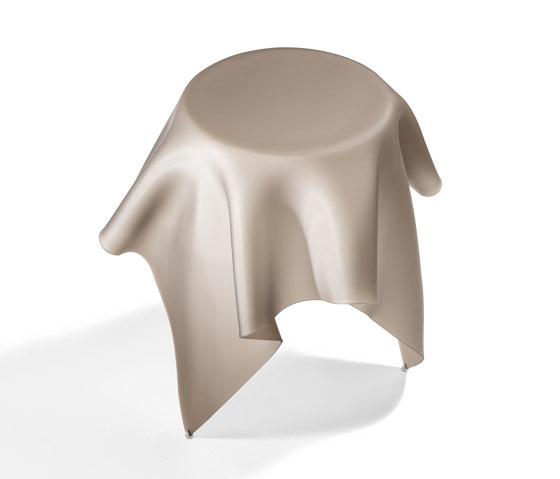 Foulard 60 | Side tables | Reflex