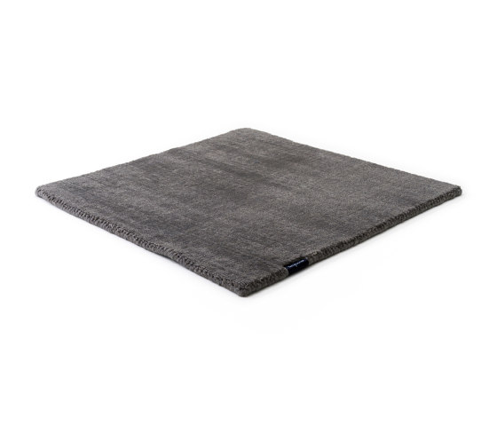 Mark 2 Wool dark grey | Formatteppiche | kymo