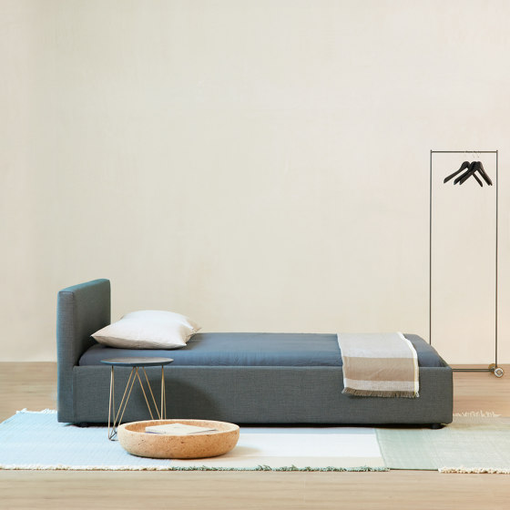 EARL - Beds from Atelier Alinea | Architonic