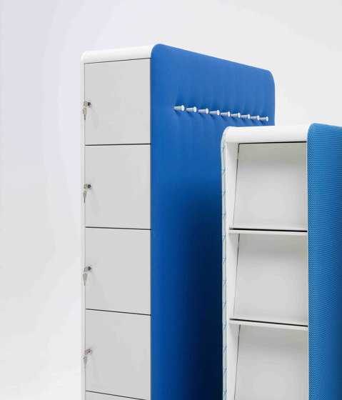 Pillow Space Wardrobe | Paredes móviles | Cascando