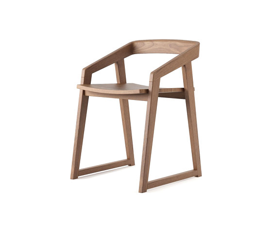Experience ARM CHAIR | Chairs | Karpenter