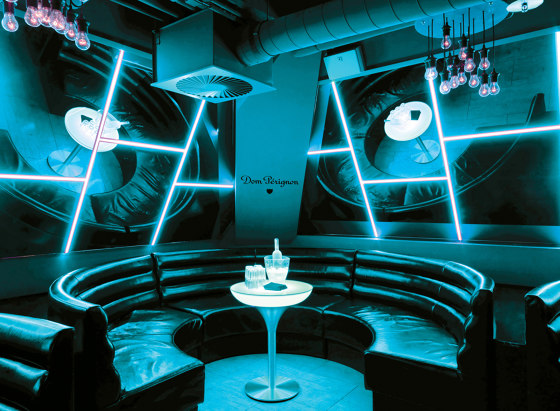 Lounge M 75 Indoor LED | Tavoli pranzo | Moree
