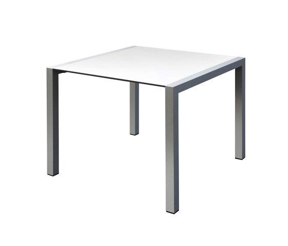 Space square table with anodized aluminium frame | Objekttische | Gaber
