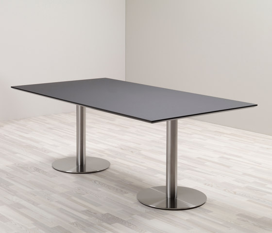 Amigo Conference Table | Tavoli contract | Cube Design