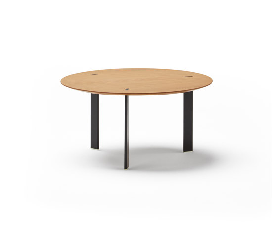 Ryutaro D60 | Side tables | viccarbe