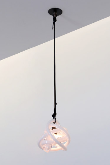 Wrap Pendant | Lámparas de suspensión | SkLO