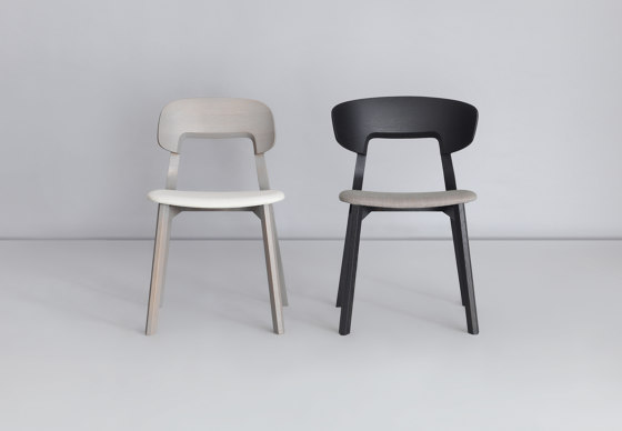 Nonoto Comfort Close Upholstery | Chairs | Zeitraum