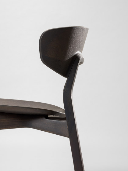 Nonoto Comfort Wooden Seat | Chairs | Zeitraum