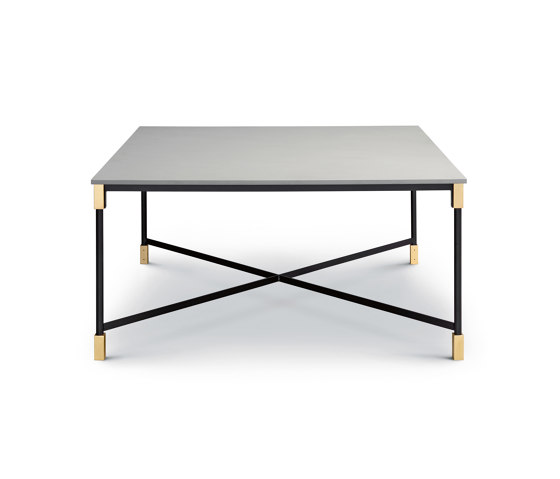 Match Table 150x150 - Square Version with Quarzite Silver Top | Mesas comedor | ARFLEX