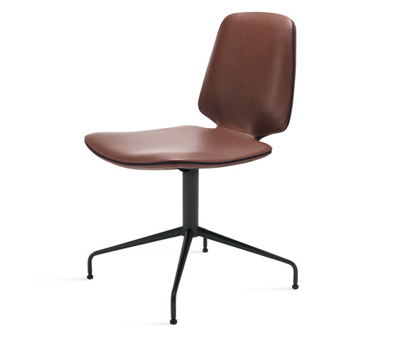 Tilda | Chair with trestle leg | Sillas | FREIFRAU MANUFAKTUR