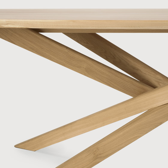 Mikado | Oak dining table | Dining tables | Ethnicraft