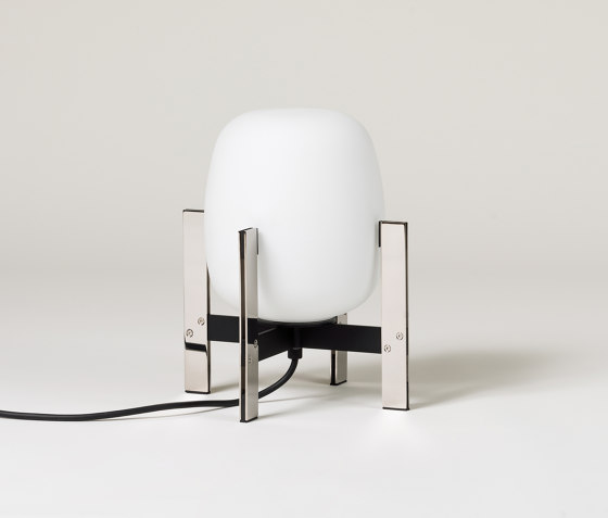 Cestita Metálica | Table Lamp | Lampade tavolo | Santa & Cole