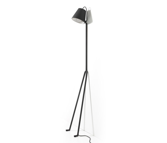 Mañana free-standing lamp in lacquered steel | Lampade piantana | Design House Stockholm