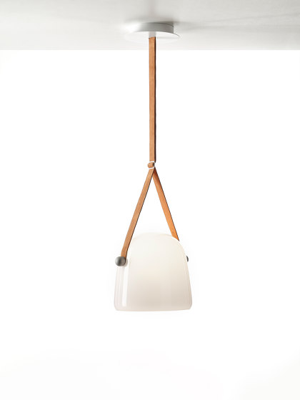 Mona Large Pendent PC938 | Suspended lights | Brokis