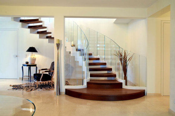 Cobra Exclusive | Staircase systems | Siller Treppen