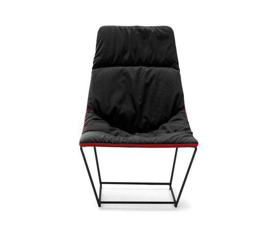 Ace lounge with metal base | Poltrone | viccarbe