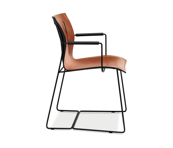 Cuoio Chair | Chaises | Walter K.