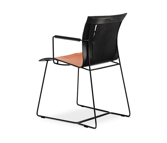 Cuoio Chair | Sedie | Walter K.