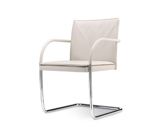 George Cantilever Chair | Sillas | Walter K.