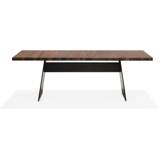 Tadeo Table | Esstische | Walter K.