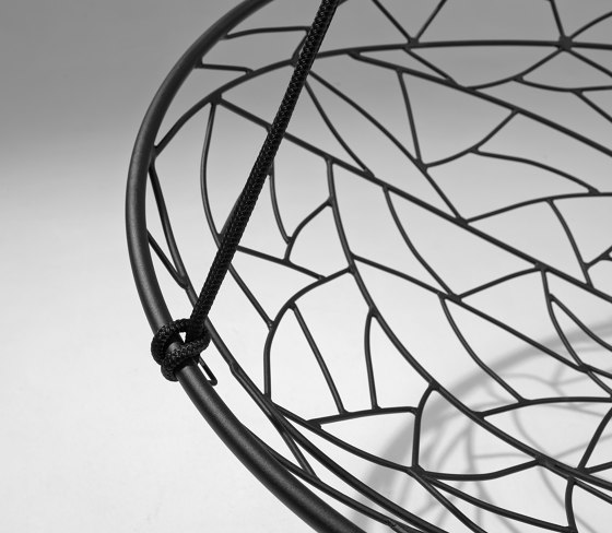 Basket Twig Hanging Chair Swing Seat | Columpios | Studio Stirling
