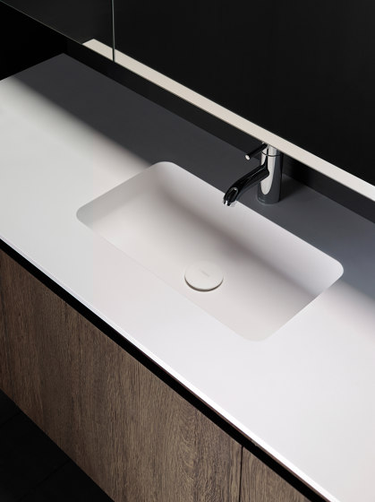 H6 Solidsurface top with integrated washbasin | Wash basins | Inbani