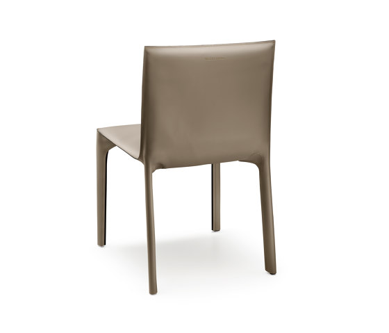 Saddle Chair | Sillas | Walter K.