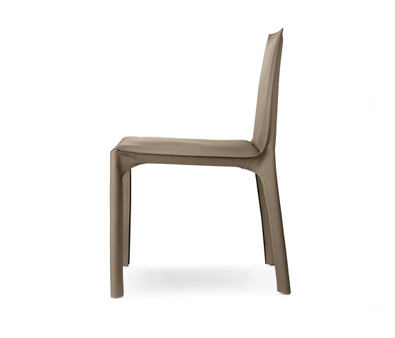 Saddle Chair | Sillas | Walter K.