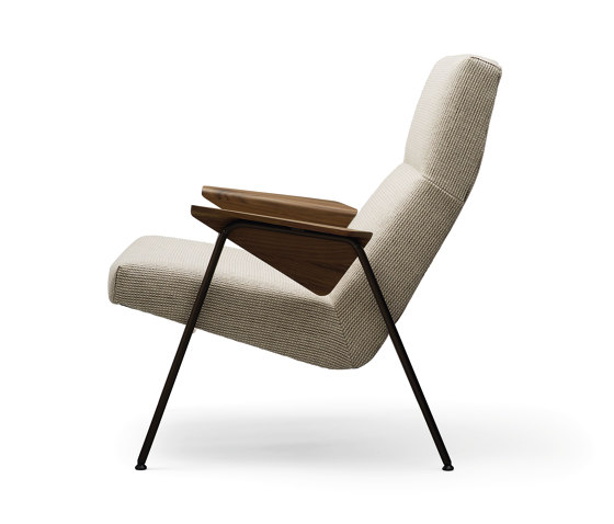 Votteler Armchair | Sessel | Walter K.