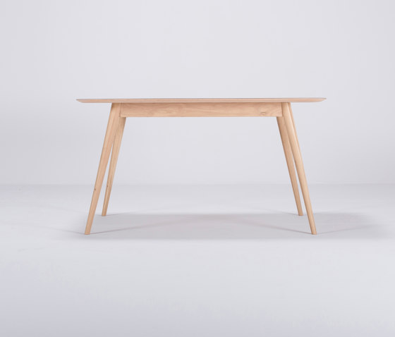 Stafa table | 140x90 | Linoleum | Esstische | Gazzda