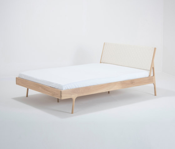Fawn bed | deep frame | 140x200 | webbing | Somieres / Armazones de cama | Gazzda